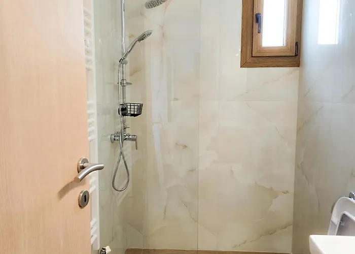 Сasa de vacaciones Garden Oasis Elegant Summer House Kalandra