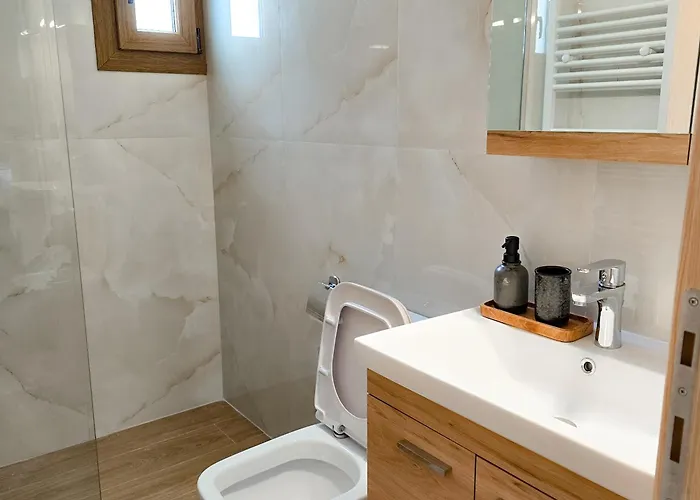 Garden Oasis Elegant Summer House